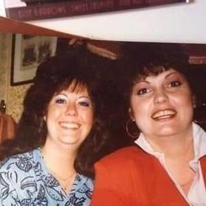 Meet your Posher, Debi